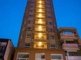 Minh Toan Athena Hotel、ダナンにあるダナン国際空港 - DADの周辺ホテル