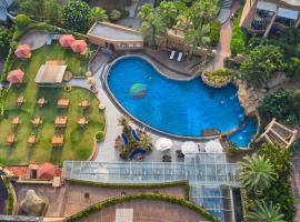 The Corinthians Resort & Club, hotel in Poona