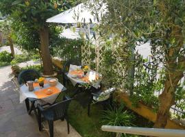 Casa LorEn, hotel v destinaci Pesaro