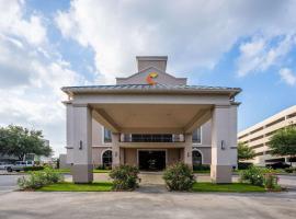 Comfort Suites Houston West at Clay Road, khách sạn gần Sterling Banquet Hall, Houston
