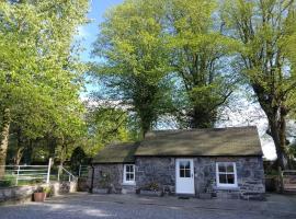 Roberts Yard Country Cottage, cottage sa Kilkenny