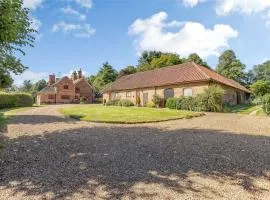 Holly Lodge Country Guest House
