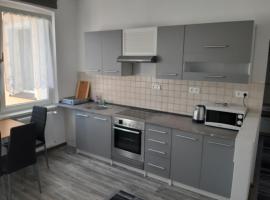 2 Zimmer Wohnung für 4 Personen, apartment in Gößnitz