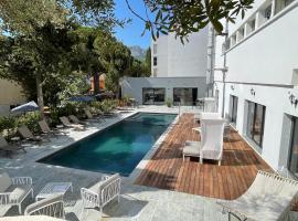 Best Western Hotel Casa Bianca, Piscine Intérieure et Extérieure, hotel v destinaci Calvi