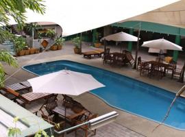 Hideaway Hotel