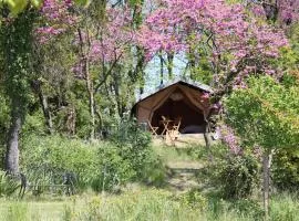 Les Toiles de La Tortillère tentes luxes safari lodge glamping insolite