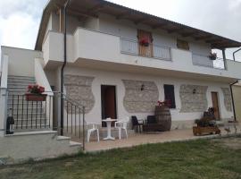 Holiday home in Daffinà - Kalabrien 42705, hotell sihtkohas Zaccanopoli