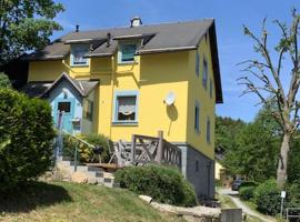 Ferienhaus im Kumbachtal, хотел в Gräfenthal