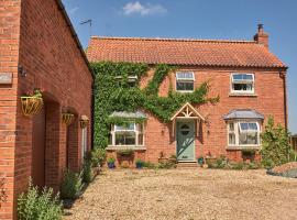 Oaklodge, pet-friendly hotel in Spilsby