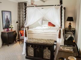 RoofTop Boutique Hotel Adults Only: Serekunda şehrinde bir otel