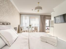 APARTAMENT STARE MIASTO UL. WIELKA ODRZAŃSKA SZCZECIN, hotel near Szczecin Maritime University, Szczecin