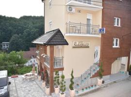 Vila Lux Nedeljkovic Gornja Trepca, apartamento em Čačak