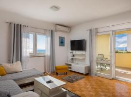 XXL Family Penthouse, apartamento en Makarska