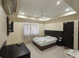 Hotel Sri Kamal International, hotel in Solapur