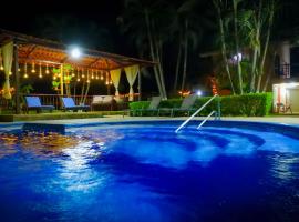 Hotel & Villas Huetares, hotell i Playa Hermosa