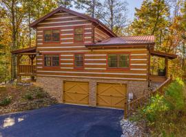 Appalachian Escape Cabin - Gatlinburg - Pigeon Forge - Smoky Mountains, hotel dengan parking di Sevierville