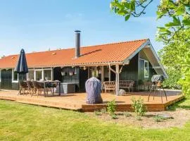 8 person holiday home in Juelsminde-By Traum