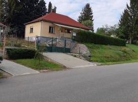 Laciház, holiday rental in Igal