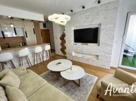 Apartmani Avanti Budva: Budva, Podmaine Monastery yakınında bir otel