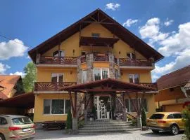 Raza Soarelui Pension