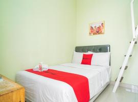 RedDoorz Syariah near Suncity Mall Sidoarjo, hotel di Sidoarjo