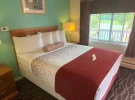 Cozy Corner Motel