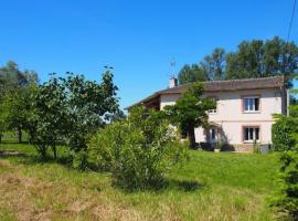 La Case à Jane, gite familial en pays tarnais, levný hotel v destinaci Coufouleux