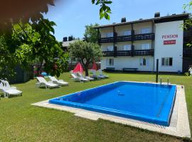 Pension Victoria, hotel with pools in Unterburg am Klopeiner See