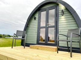 BrackenXcapes Glamping, cheap hotel in Newark-on-Trent
