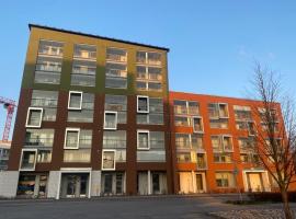 Modern one bedroom apartment nearby Airport, hotel cerca de Centro comercial Jumbo, Vantaa