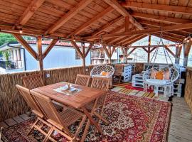 Traditional Home under the Fortress: Stari Bar şehrinde bir daire