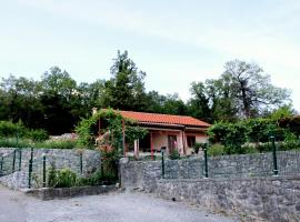 Holiday Home Gazevic, hotel a Virpazar