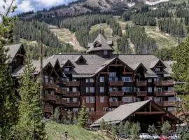 Luxury 2 Bedroom Ski In, Ski Out One Ski Hill Residence Located At The Base Of Peak 8 With Outdoor Plaza