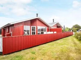 Three-Bedroom Holiday home in Hvide Sande 2