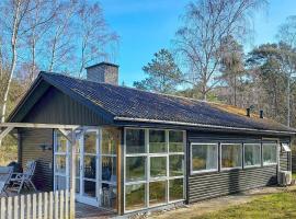 Two-Bedroom Holiday home in Aakirkeby 7 – willa w mieście Vester Sømarken