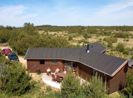 8 person holiday home in Fjerritslev, casa o chalet en Torup Strand