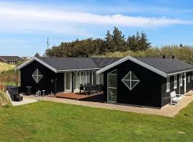 8 person holiday home in Hirtshals