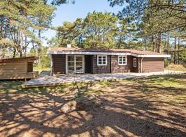Three-Bedroom Holiday home in Rømø 50, vacation home in Rømø Kirkeby