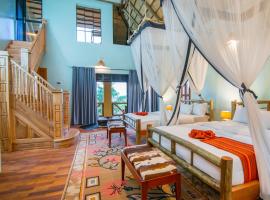 Buffalo Safari Lodge、Katunguruの駐車場付きホテル