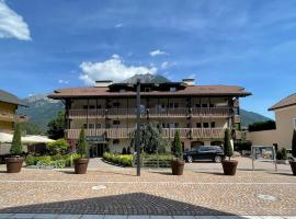 Residence Hotel Alpinum, hotel v destinaci Campo Tures