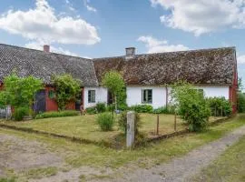 3 Bedroom Beautiful Home In Fjälkinge