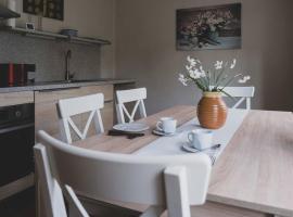 Moderne Wohnung im Herzen der Natur - Ingo's Dream, vacation rental in Bäbelin