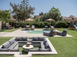 SivasZen Luxury Villa, with Heated Pool & Spa Whirlpool, By ThinkVilla, hotel v destinaci Sívas