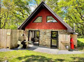 Primrose 17-Woodland Lodges-Carmarthen-Pembroke, hotel v mestu Carmarthen