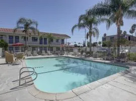 Motel 6-Corona, CA