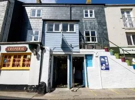 Beautiful 3 bedroom cottage in the heart of Looe