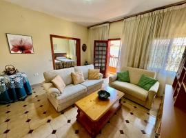 Lovely spacious apartment in the center - Vilaflor, departamento en Vilaflor