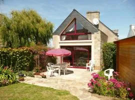 Stone House in Lilia near Ile Vierge Lighthouse