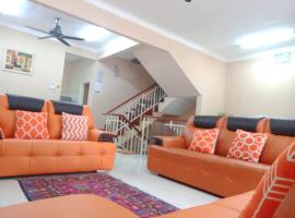 Cosy P6 Homestay, holiday home in Puchong