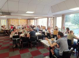 Astrotel Romorantin-Lanthenay Soirée étape, hotel v destinácii Romorantin